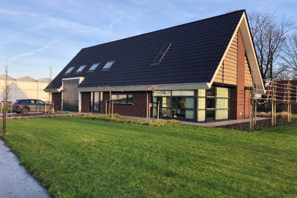 Nieuwbouw woonboerderij te Luttelgeest