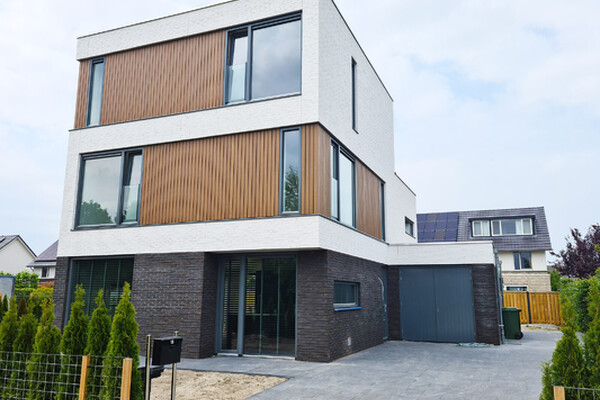 Vrijstaande woning in de Noorderplassen West te Almere
