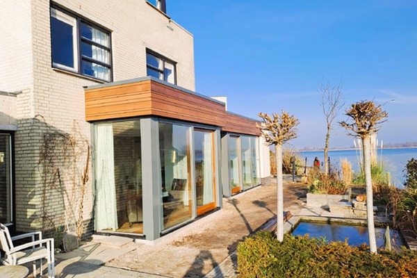 Aanbouw woning te Almere